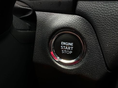 Used 2023 Toyota RAV4 XLE FWD image 28