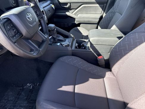 New 2025 Toyota Tacoma SR w/ SR Upgrade Package AWD/4WD image 17