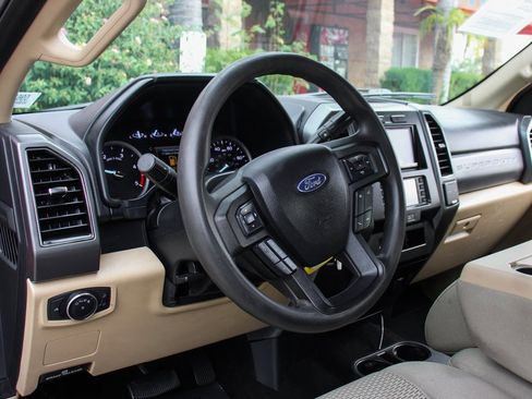 Used 2019 Ford F350 XLT w/ Camper Package image 20