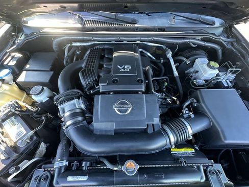 Used 2016 Nissan Frontier SV w/ SV Value Truck Package image 12