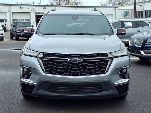 Used 2023 Chevrolet Traverse Premier w/ Redline Edition image 28