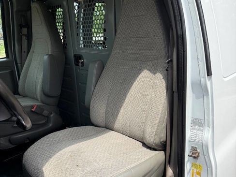 Used 2022 Chevrolet Express 2500 w/ Driver Convenience Package RWD image 14