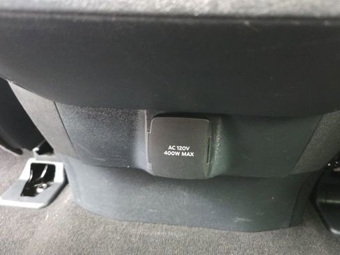 Used 2025 Ford Expedition Max Active image 24