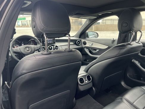 Used 2018 Mercedes-Benz C 300 Sedan image 22