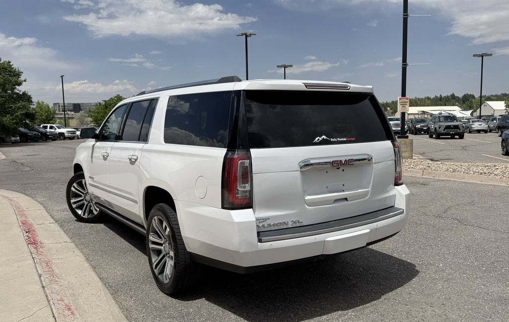 Used 2020 GMC Yukon XL Denali w/ Denali Ultimate Package AWD/4WD image 6