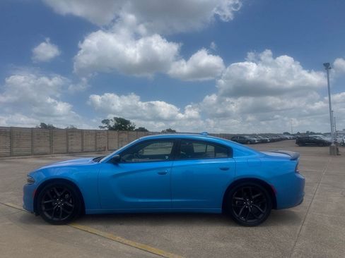 Used 2023 Dodge Charger SXT w/ Blacktop Package RWD image 12