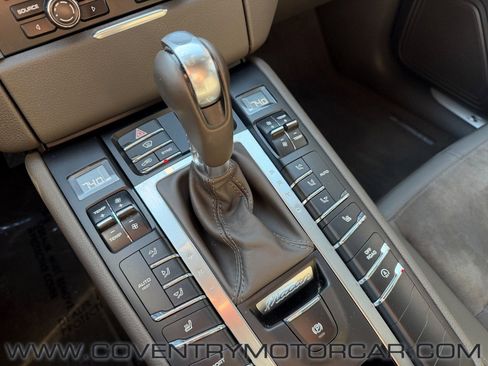 Used 2015 Porsche Macan S AWD/4WD image 24