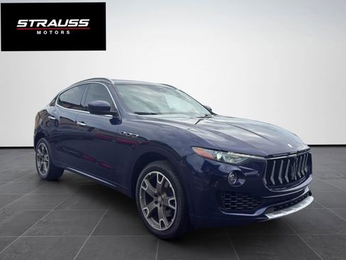Used 2017 Maserati Levante w/ Luxury Package AWD/4WD image 1
