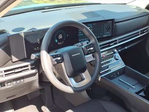 Used 2024 Hyundai Santa Fe SE image 11