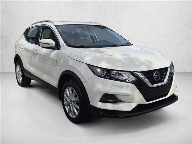 Used 2020 Nissan Rogue Sport SV FWD image 3