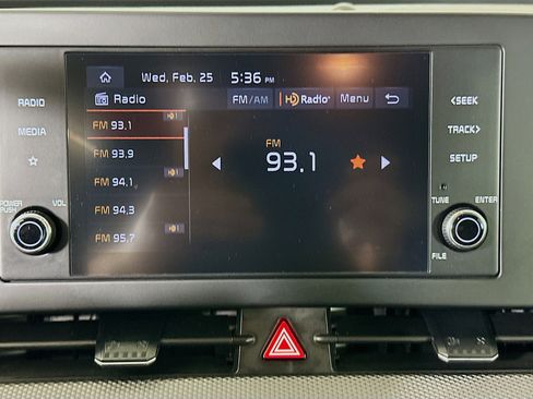 Used 2025 Kia Sportage LX image 19