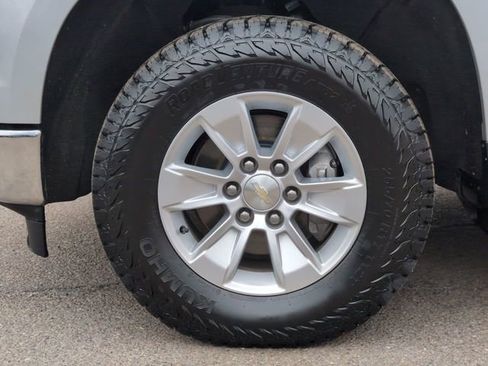 Certified 2022 Chevrolet Silverado 1500 LT AWD/4WD image 31