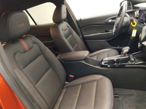 Used 2024 Chevrolet Trax RS image 21