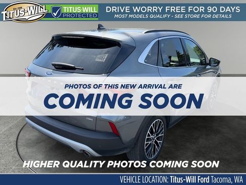 Used 2025 Ford Escape SE FWD image 5