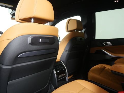 New 2027 BMW X7 xDrive40i w/ Executive Package AWD/4WD image 17