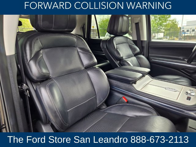 Used 2025 Lincoln Navigator L Reserve AWD/4WD image 11