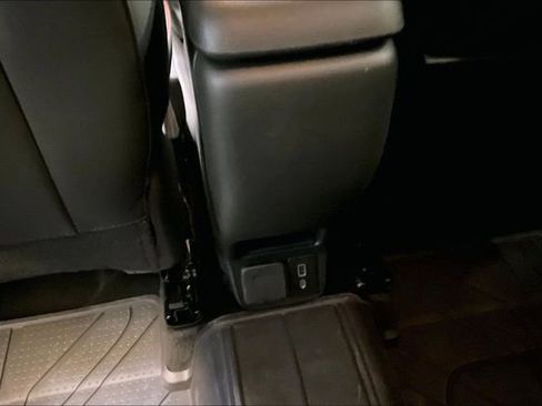 Used 2025 Chevrolet TrailBlazer RS w/ Convenience Package image 10