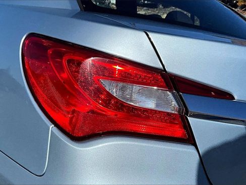 Used 2014 Chrysler 200 Touring image 17