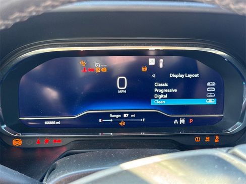 Used 2022 Chevrolet Tahoe Z71 w/ Luxury Package image 14