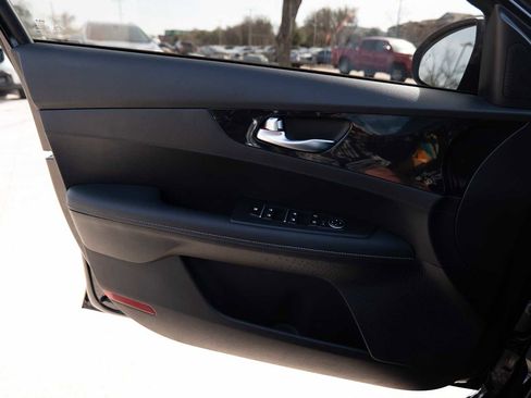 Certified 2024 Kia Forte GT-Line image 20