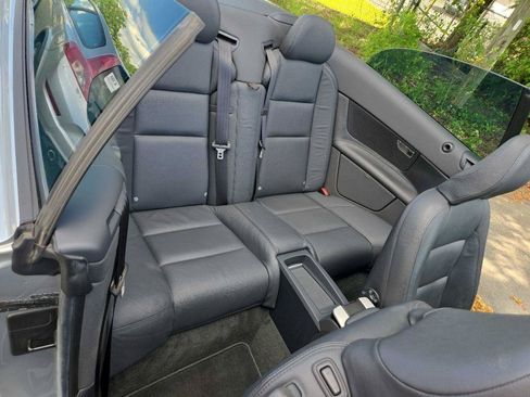 Used 2010 Volvo C70 T5 FWD image 16