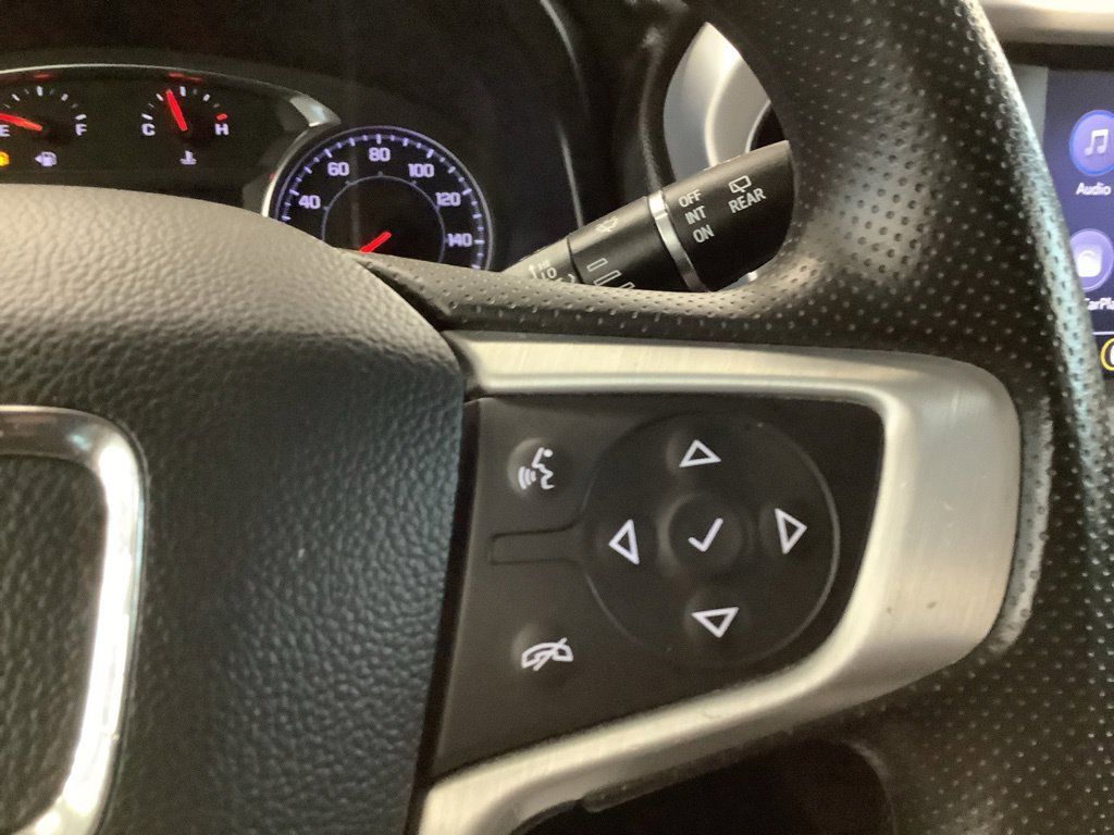 Used 2023 GMC Acadia SLE w/ Driver Convenience Package FWD image 24