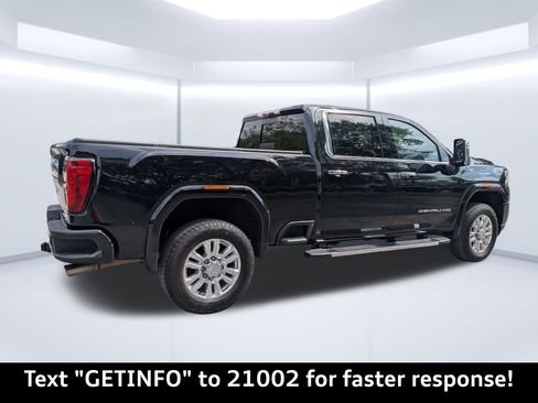 Used 2020 GMC Sierra 2500 Denali w/ Denali Ultimate Package AWD/4WD image 3