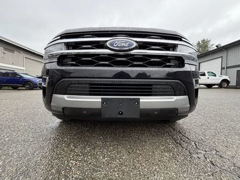 Used 2024 Ford Expedition Max Limited AWD/4WD image 30
