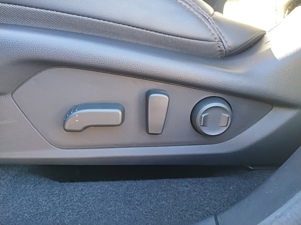 Used 2026 Subaru Forester Touring AWD/4WD image 18