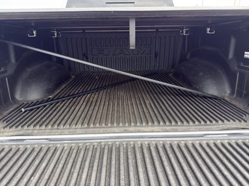 Used 2022 RAM 1500 Big Horn AWD/4WD image 8