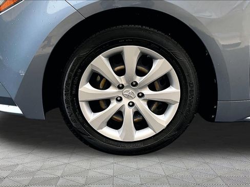 Certified 2022 Toyota Corolla LE FWD image 10