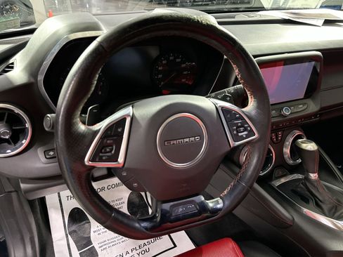 Used 2017 Chevrolet Camaro LT image 19