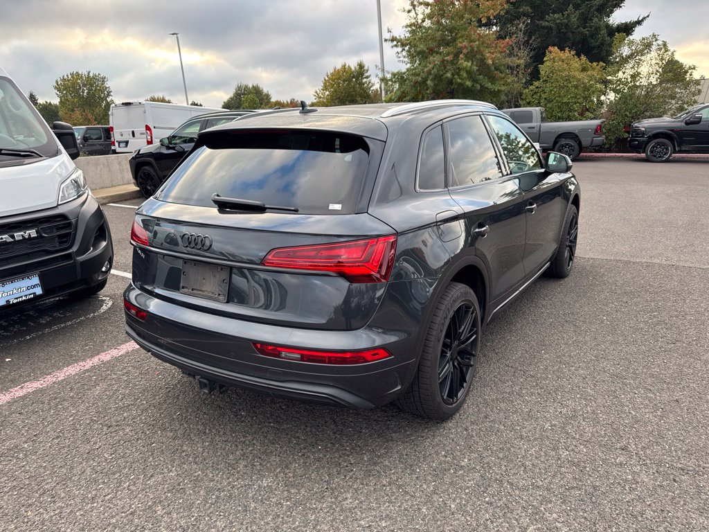 Used 2021 Audi Q5 2.0T Premium w/ Convenience Package AWD/4WD image 8