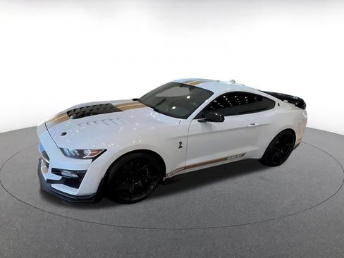 Used 2022 Ford Mustang Shelby GT500 w/ Technology Package RWD image 8