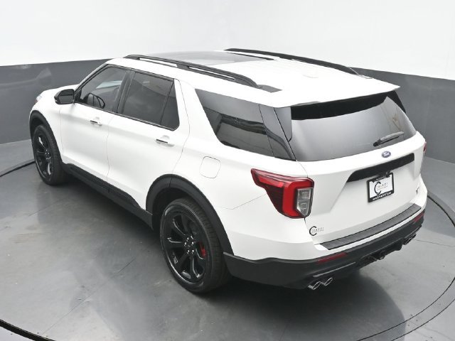 Used 2023 Ford Explorer ST w/ Technology Package AWD/4WD image 40