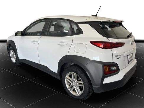 Used 2021 Hyundai Kona SE FWD image 3
