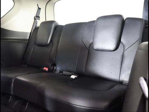 Used 2016 INFINITI QX80 2WD image 11