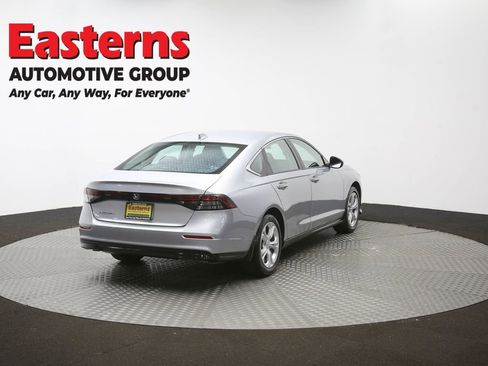 Used 2025 Honda Accord LX image 31