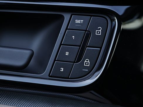 New 2026 Porsche Panamera 4 image 19