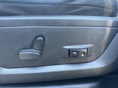 Used 2023 RAM 2500 Big Horn w/ Level 1 Equipment Group image 34