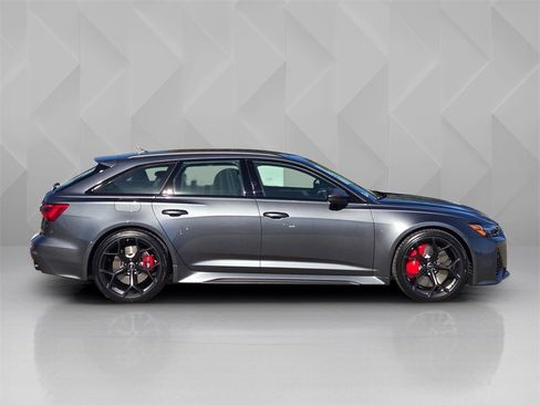 New 2026 Audi RS 6 performance image 7