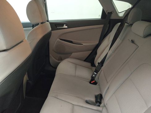 Used 2020 Hyundai Tucson Value AWD/4WD image 18