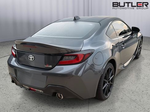 New 2026 Toyota GR86 Premium RWD image 5