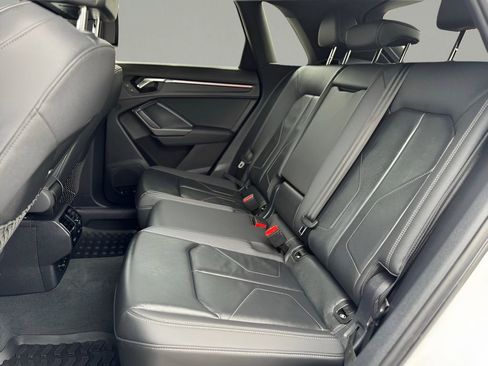 Used 2023 Audi Q3 2.0T Premium Plus w/ Premium Plus Package image 12