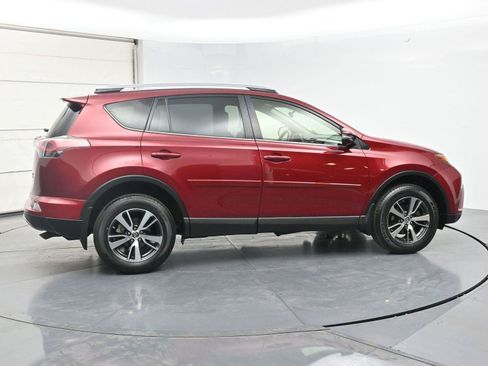 Used 2018 Toyota RAV4 XLE w/ Plus Extra Value Package AWD/4WD image 26