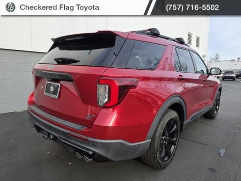 Used 2020 Ford Explorer ST w/ ST Street Pack image 7