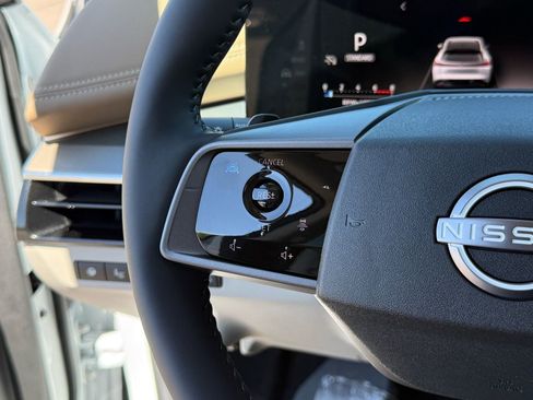 New 2026 Nissan Murano Platinum image 16