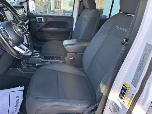 Used 2020 Jeep Wrangler Unlimited Sahara w/ Uconnect 4C Nav & Sound Group image 22
