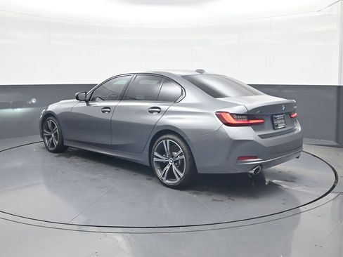 Used 2023 BMW 330i xDrive Sedan w/ Premium Package image 5