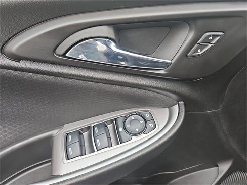 Used 2024 Chevrolet Malibu LS image 30